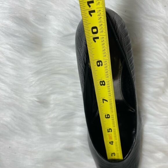 Pierre Dumas black reptile prints slip on 2” heels with gold tone accent SZ12M - Picture 8 of 10